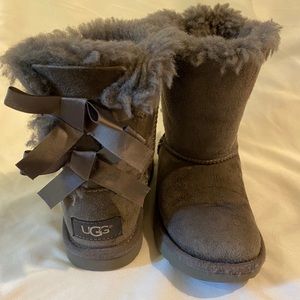 Bailey II Bow Ugg Boots, little girls